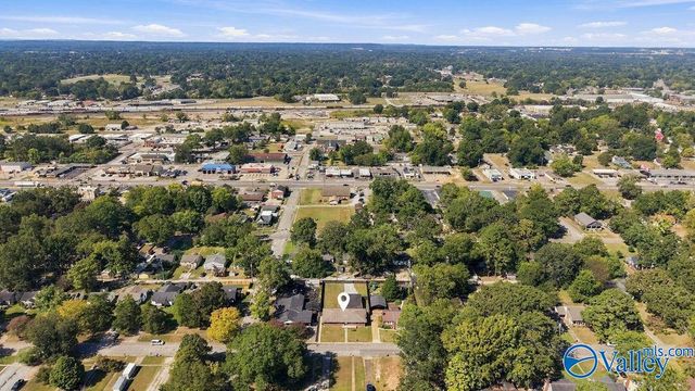 921 8th Avenue SE, Decatur, AL 35601