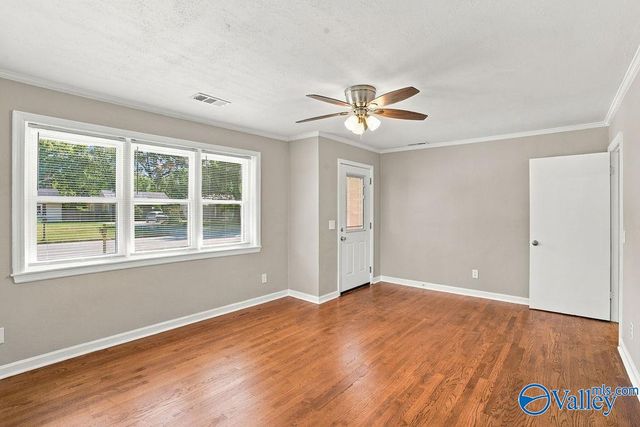 921 8th Avenue SE, Decatur, AL 35601