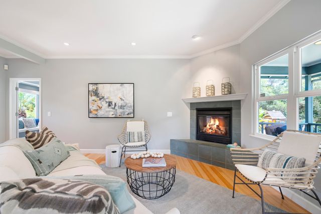 1865 Kalia Way, Haiku, HI 96708