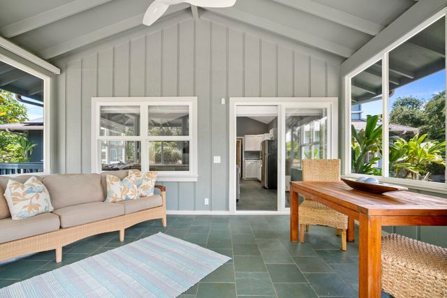 1865 Kalia Way, Haiku, HI 96708