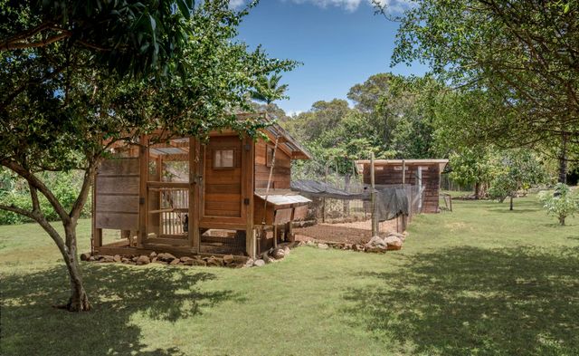 1865 Kalia Way, Haiku, HI 96708