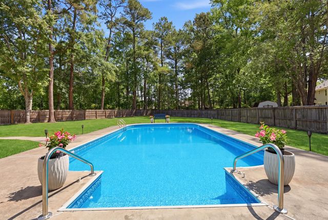 106 Annandale Court, Summerville, SC 29485