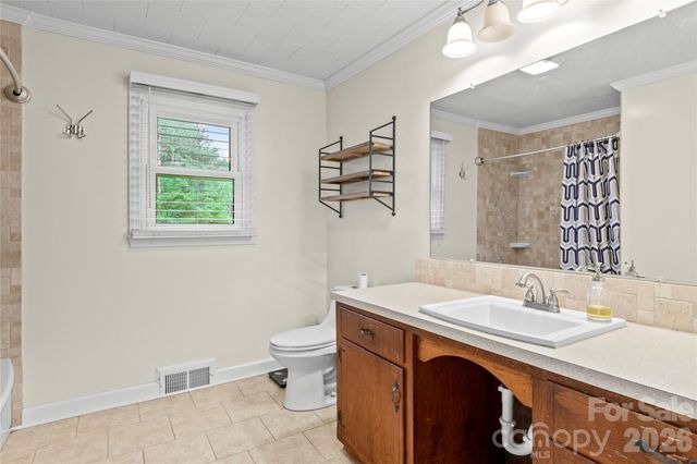 131 River Road, Boonville, NC 27011