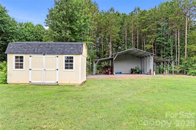 131 River Road, Boonville, NC 27011