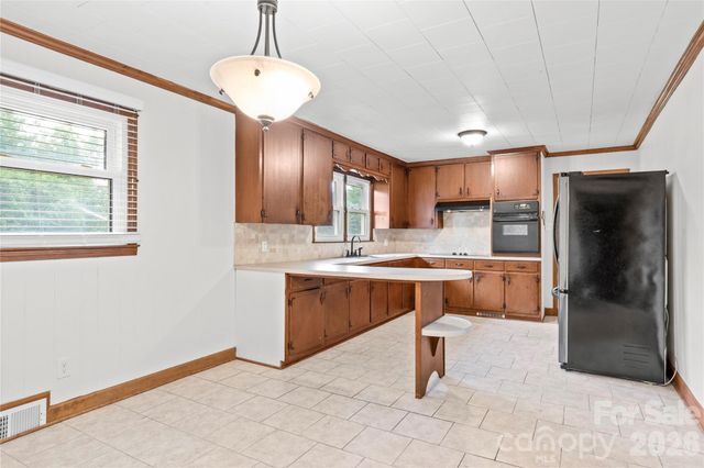 131 River Road, Boonville, NC 27011
