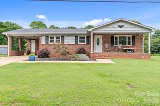 131 River Road, Boonville, NC 27011