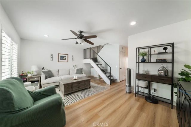 3000 Bradford Pl Unit F, Santa Ana, CA 92707