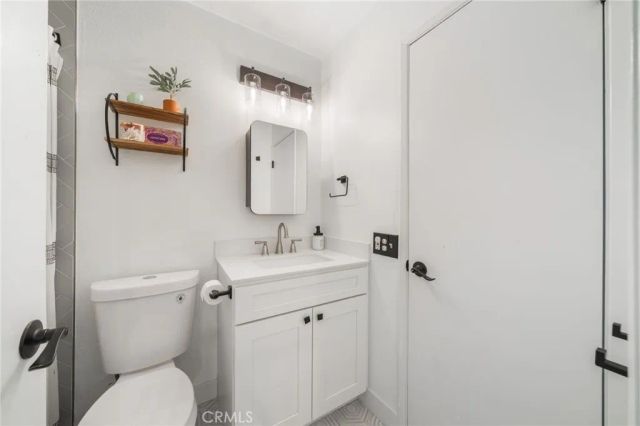 3000 Bradford Pl Unit F, Santa Ana, CA 92707