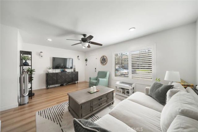 3000 Bradford Pl Unit F, Santa Ana, CA 92707