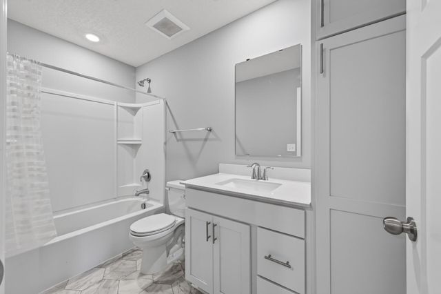 8746 Parkington Avenue NE, Otsego, MN 55330