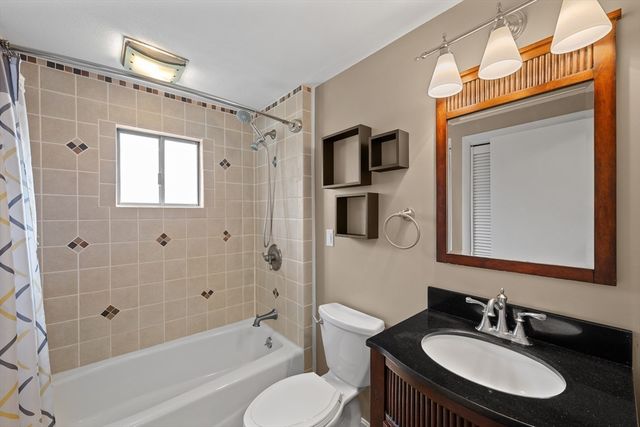 1 Minerva St, Worcester, MA 01604