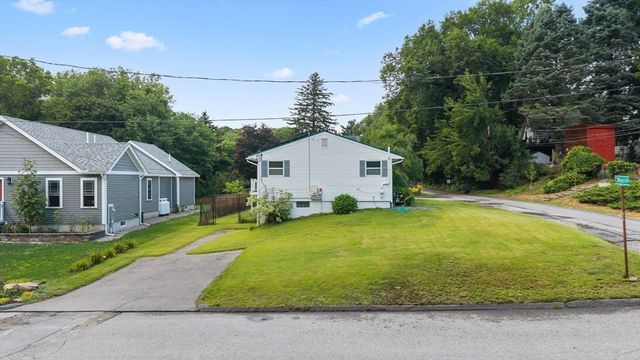 1 Minerva St, Worcester, MA 01604