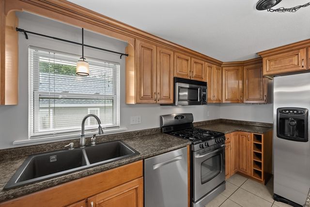 1 Minerva St, Worcester, MA 01604