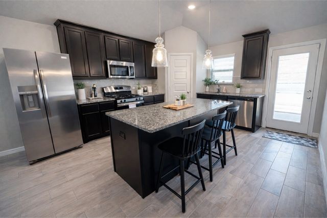 14017 Birch Farm Drive, Pilot Point, TX 76258