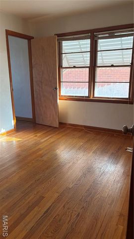 9481 Adler Avenue, St Louis, MO 63137