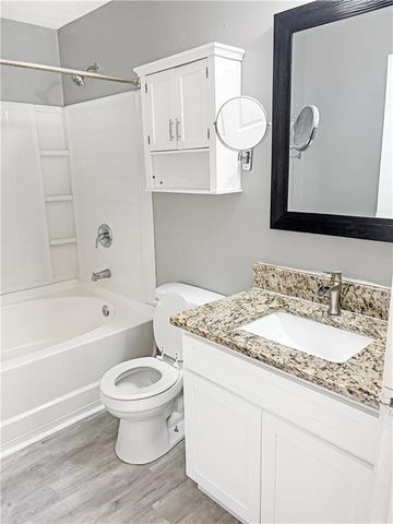 6203 Fairington Ridge Circle, Lithonia, GA 30038