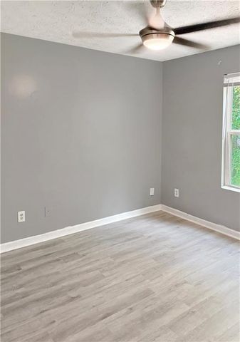 6203 Fairington Ridge Circle, Lithonia, GA 30038