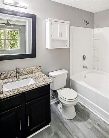 6203 Fairington Ridge Circle, Lithonia, GA 30038