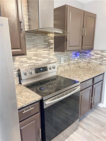 6203 Fairington Ridge Circle, Lithonia, GA 30038