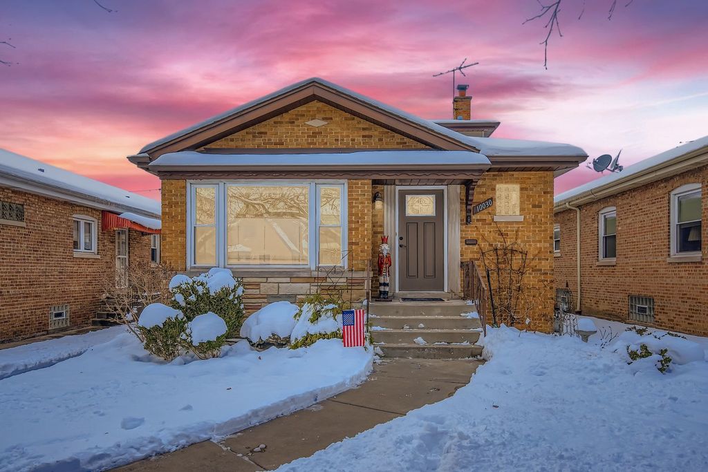 10030 S Washtenaw Avenue, Chicago, IL 60655