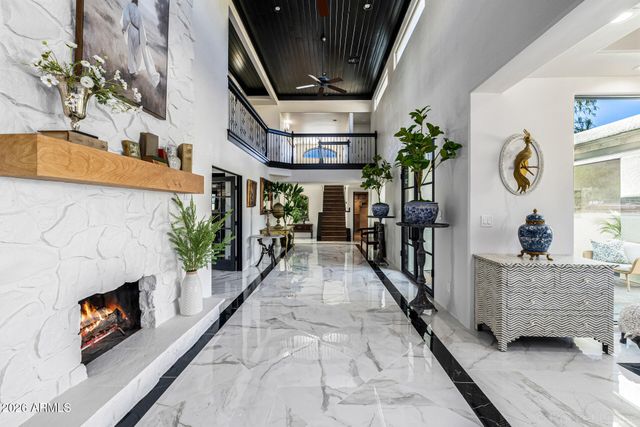 6157 E BROADWAY Avenue, Apache Junction, AZ 85119