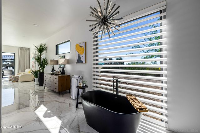 6157 E BROADWAY Avenue, Apache Junction, AZ 85119