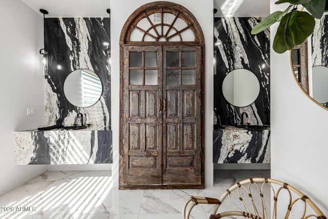 6157 E BROADWAY Avenue, Apache Junction, AZ 85119