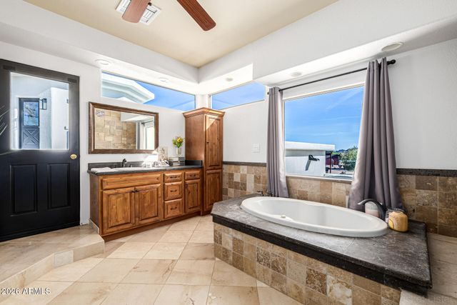 6157 E BROADWAY Avenue, Apache Junction, AZ 85119