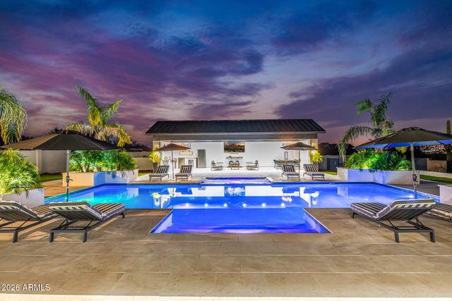 6157 E BROADWAY Avenue, Apache Junction, AZ 85119