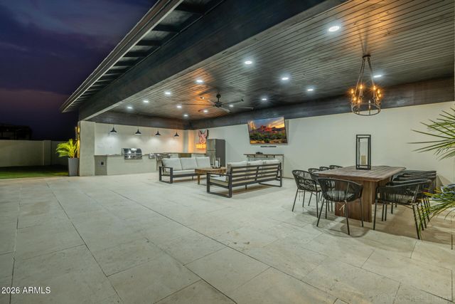 6157 E BROADWAY Avenue, Apache Junction, AZ 85119