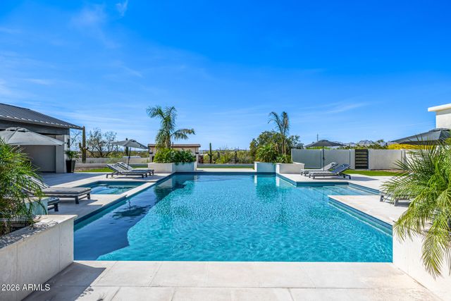 6157 E BROADWAY Avenue, Apache Junction, AZ 85119