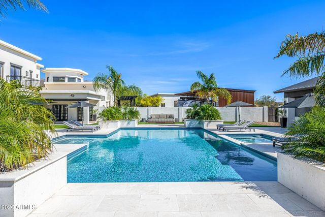 6157 E BROADWAY Avenue, Apache Junction, AZ 85119