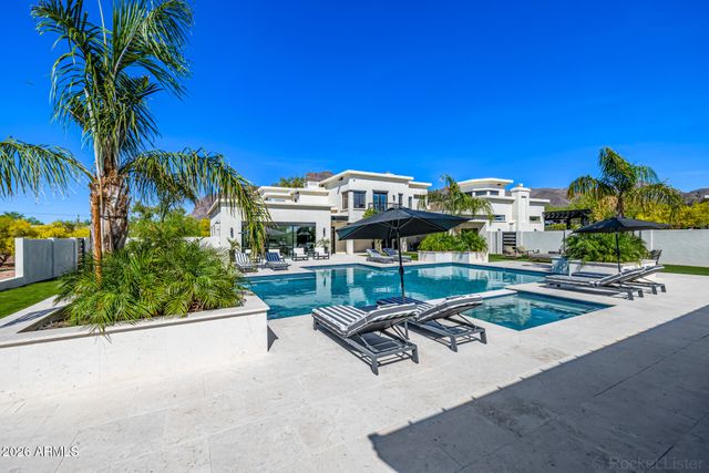 6157 E BROADWAY Avenue, Apache Junction, AZ 85119