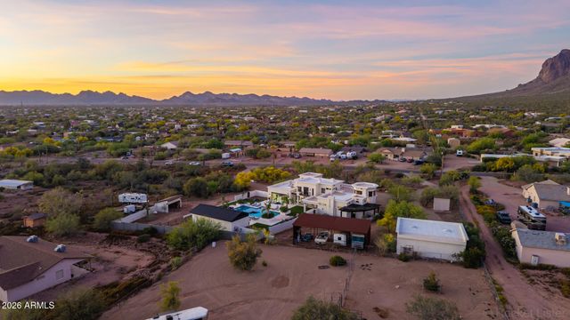 6157 E BROADWAY Avenue, Apache Junction, AZ 85119