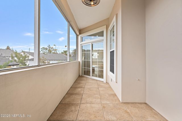 1616 RIVER Road 103, Jacksonville, FL 32207