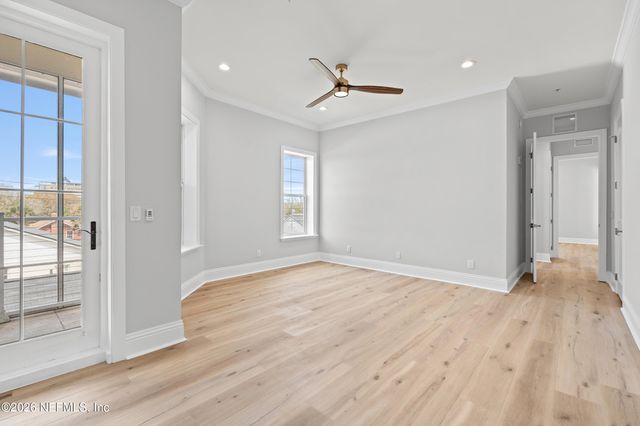 1616 RIVER Road 103, Jacksonville, FL 32207