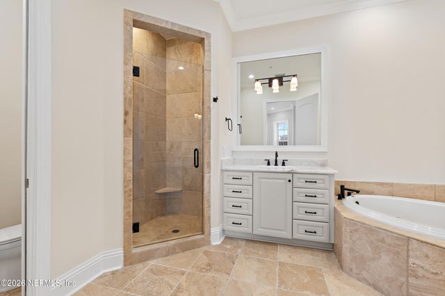 1616 RIVER Road 103, Jacksonville, FL 32207