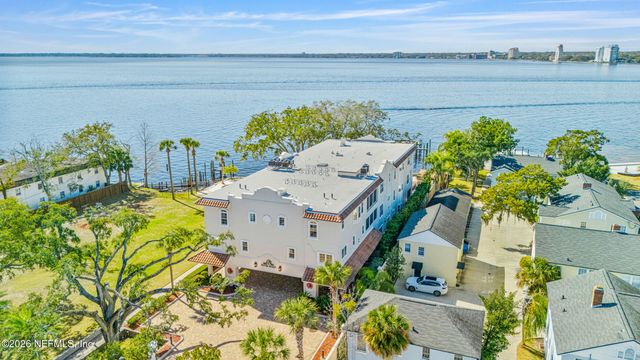 1616 RIVER Road 103, Jacksonville, FL 32207