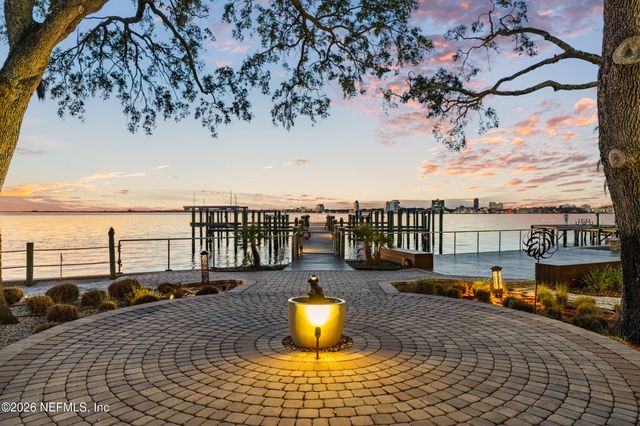 1616 RIVER Road 103, Jacksonville, FL 32207