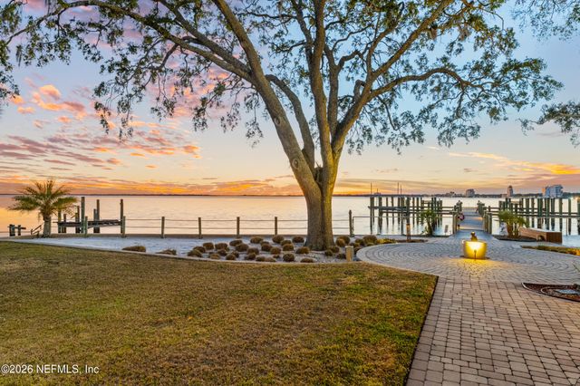 1616 RIVER Road 103, Jacksonville, FL 32207