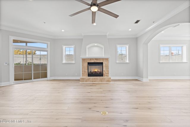 1616 RIVER Road 103, Jacksonville, FL 32207