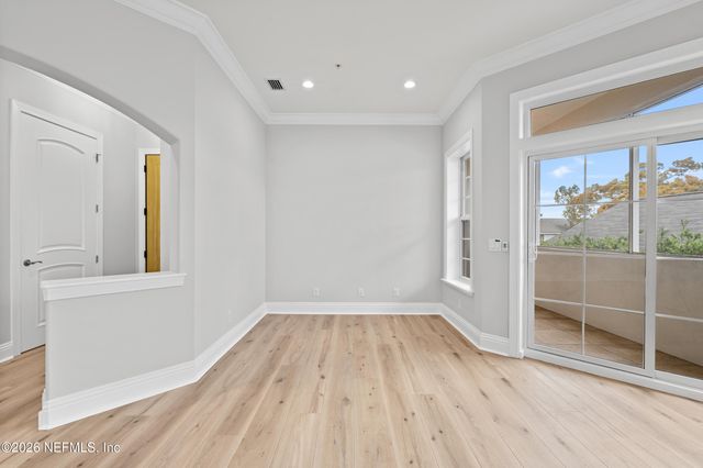 1616 RIVER Road 103, Jacksonville, FL 32207