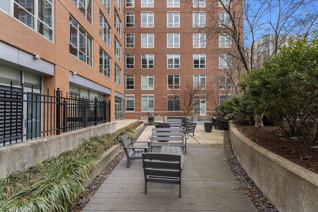 700 Harrison Ave 516, Boston, MA 02118