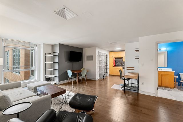 700 Harrison Ave 516, Boston, MA 02118