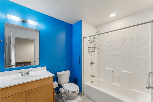 700 Harrison Ave 516, Boston, MA 02118