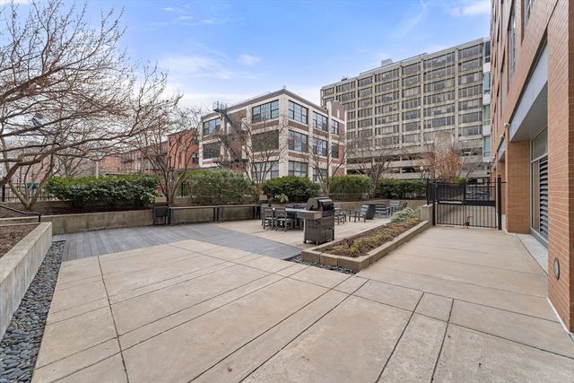 700 Harrison Ave 516, Boston, MA 02118