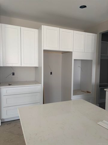 10505 Excalibur Drive, Shelby Twp, MI 48315