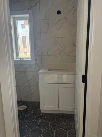 10505 Excalibur Drive, Shelby Twp, MI 48315