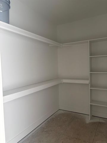 10505 Excalibur Drive, Shelby Twp, MI 48315