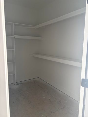 10505 Excalibur Drive, Shelby Twp, MI 48315